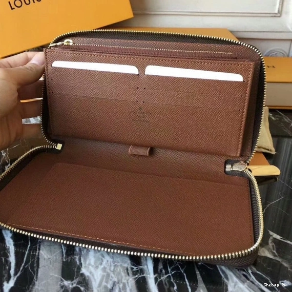 LOUIS VUITTON ORGANIZER ZIPPY 0813